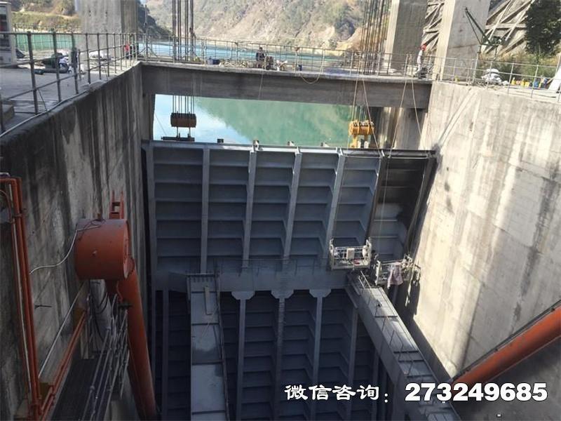 轮台县防锈刷漆大坝闸门